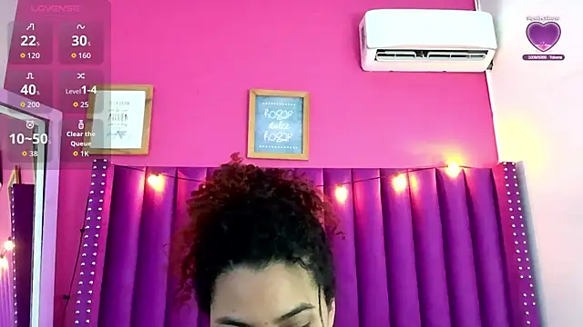 Czat XXX na żywo – littleebonny