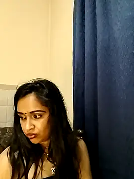 cute_indianxo Adlı Modelin Canlı XXX Sohbeti