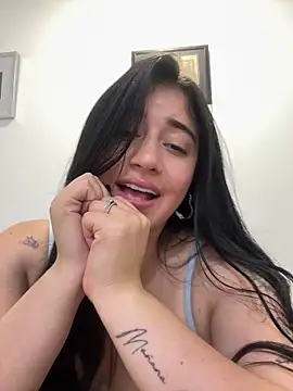 KallyMyller1 现场XXX聊天