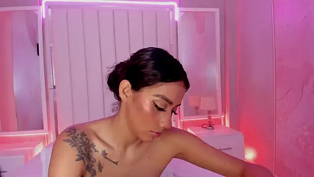 Chat XXX en directo de luna_hot_ass