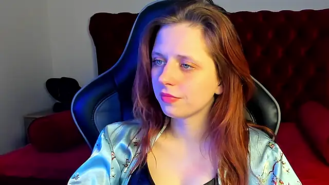 دردشة FreyaVey الجنسية المباشرة