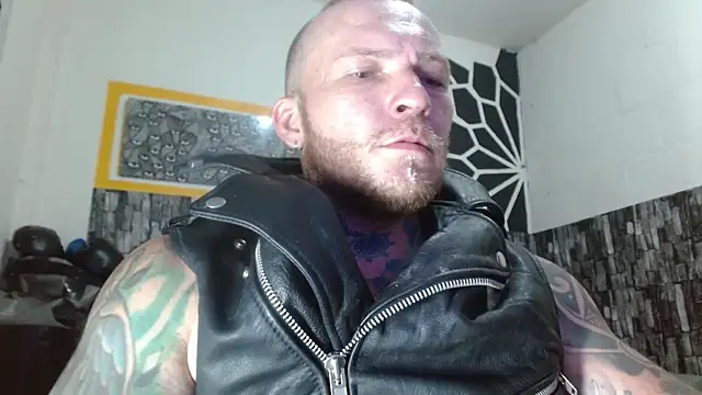 Pokazy przed kamerką – stripnolimits