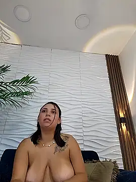 Czat XXX na żywo – LizzRouse