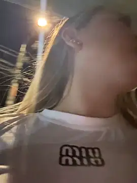 Danielavegax 网络视讯表演