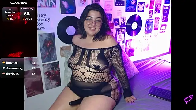Roxy_f_w – Naživo XXX chat