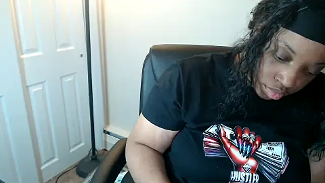 Sexymona1218's Live XXX Chat