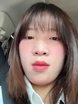 littleqiu 在線直播表演