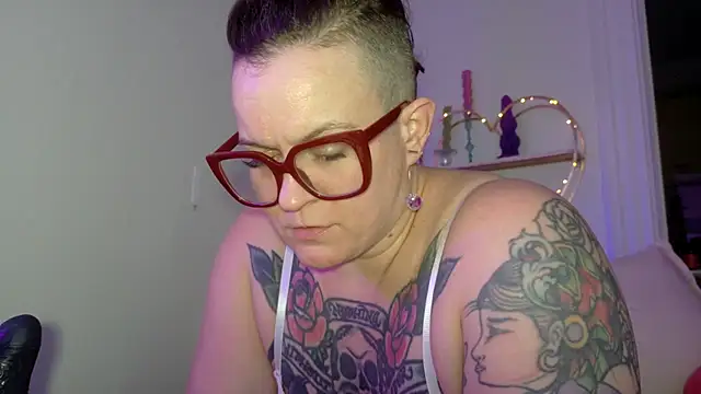 quinnmariexo's Webcam Show