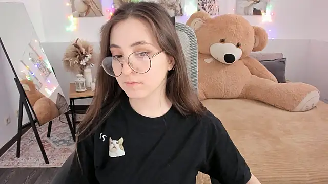 VirtuallVoyant 라이브 XXX 채팅