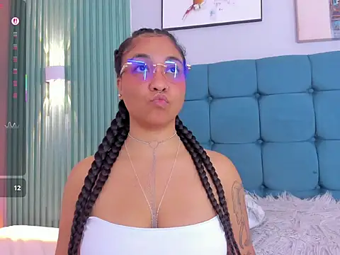 Venuz_01 Adlı Modelin Canlı XXX Sohbeti