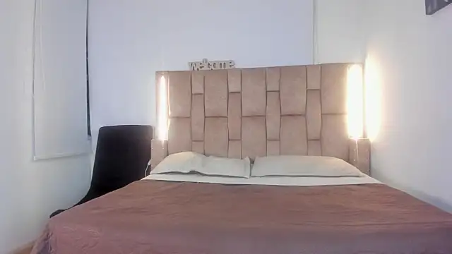 Kinky__couplee: απευθείας συνομιλία ΧΧΧ