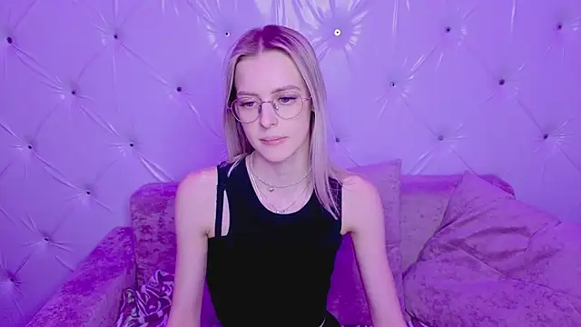 Онлайн чат XXX kittie_like18