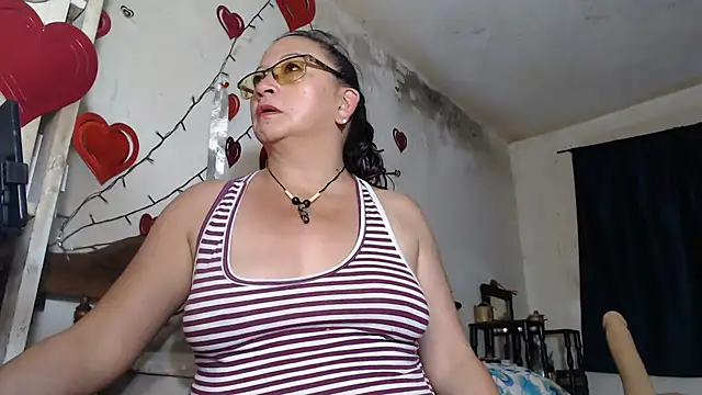 Vivianmature's Live XXX Chat