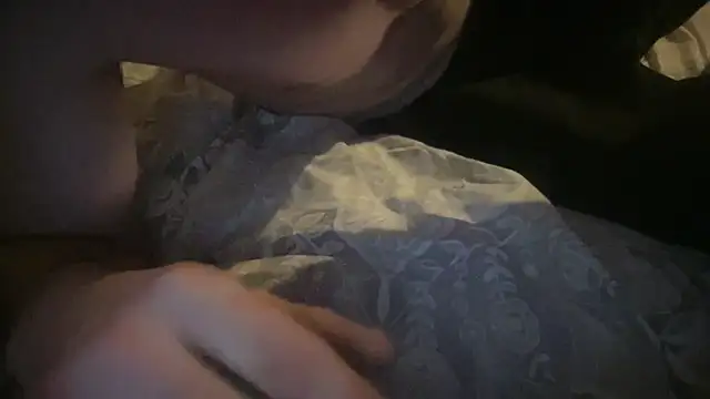 แชท XXX สดของ Dogz_n_daugthers