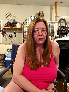 MsShelby40 现场XXX聊天