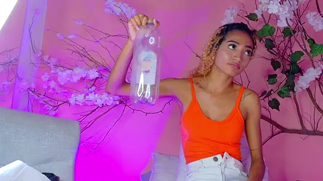 Charlotte_Love10 Live XXX-Chat