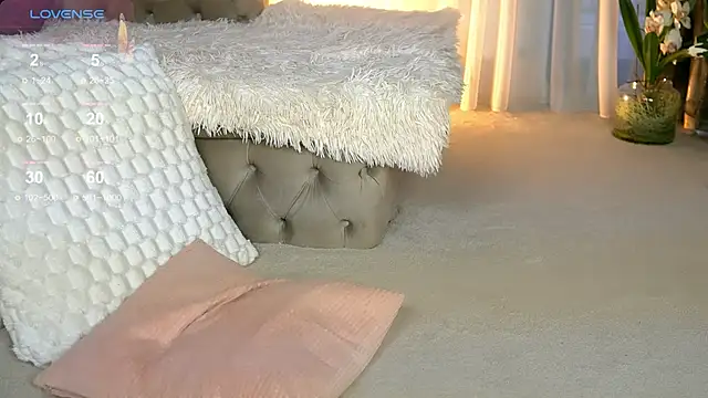 ChloeVelvetx's Live XXX Chat