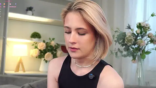 KelsieKrieser's Live XXX Chat