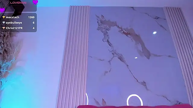 NatashaTaylor1 Live XXX-chat