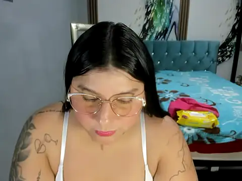 venuxwilliam's Live XXX Chat