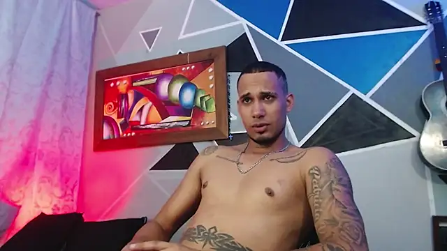 MagnusFrostのライブXXXチャット