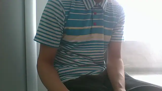 nole_china7: διαδικτυακό σόου στην κάμερα