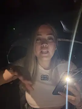 Danielavegax 在線直播表演