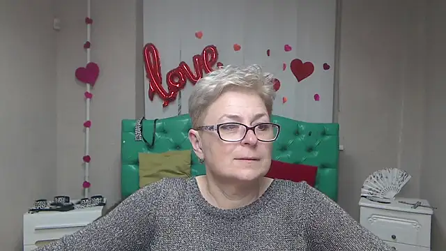 EmiliaGree – Live XXX-chat