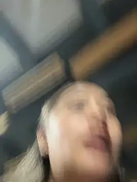 alana_69 Pertunjukan Webcam