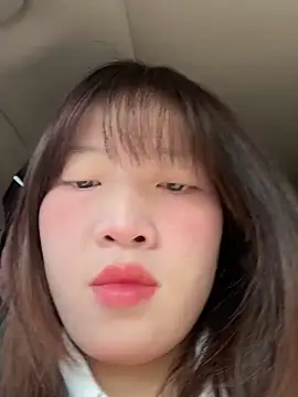 Chat XXX en directo de littleqiu