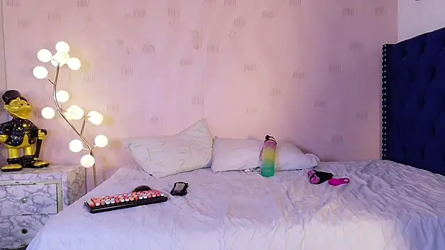 Chat XXX Live littleaprill