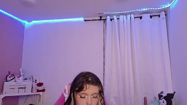 XXX chat uživo modela Sachi_Meow