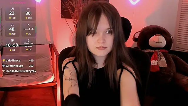 Elainebeness 即時 XXX 聊天