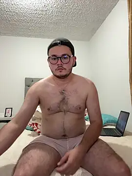 Chat XXX Live bigcock_bear