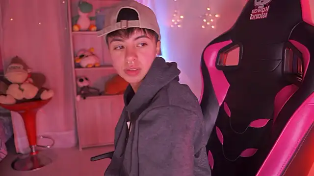 tommy_blue Chat XXX in diretta