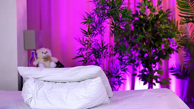 LalaRoze: απευθείας συνομιλία ΧΧΧ