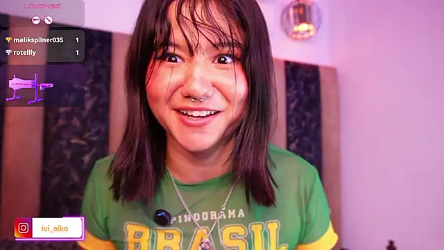 Chatroom XXX en direct de Ivi_Aiko