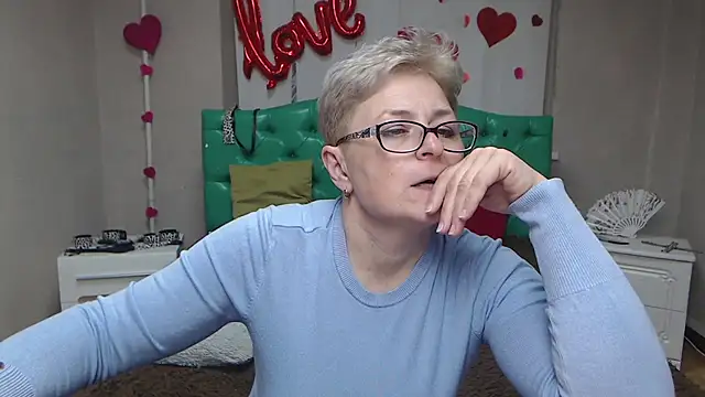 Živý XXX chat EmiliaGree