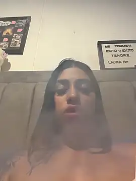 AlannaEvons live XXX chat