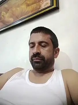 XxX_KING30 Adlı Modelin Canlı XXX Sohbeti