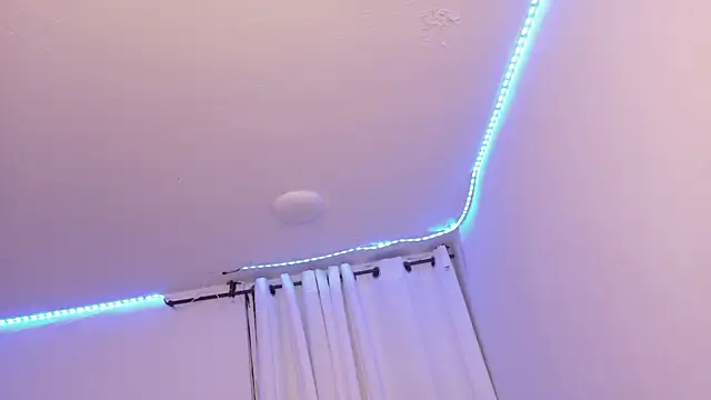 Sachi_Meow 即時 XXX 聊天