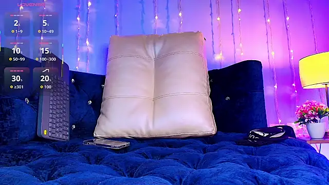 LOGAN_ADAMS27: онлайн-секс-чат