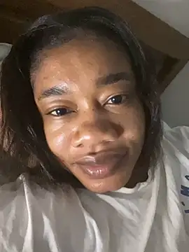 _yisela_'s Live XXX Chat