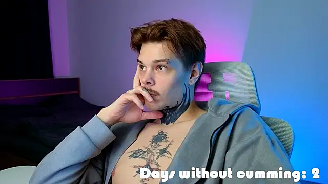 دردشة DENIS_HERE الجنسية المباشرة