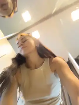 دردشة AngelinaTeller الجنسية المباشرة