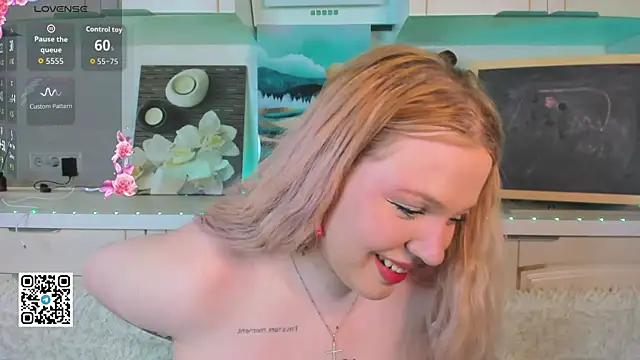 Naomi_B1ack Webcam show