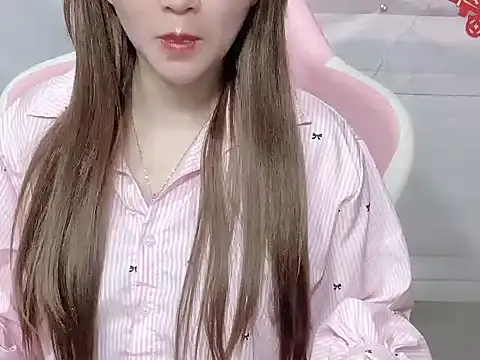 TranOanh999 网络视讯表演