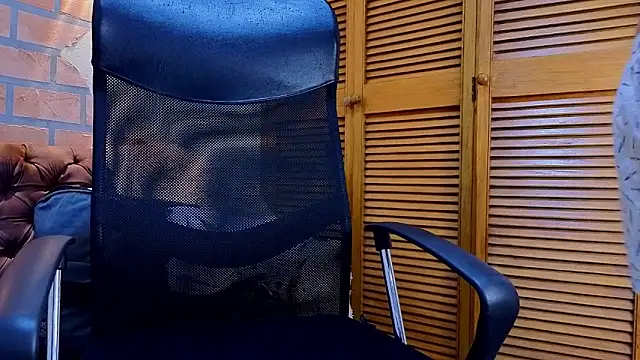 دردشة mister_eithan الجنسية المباشرة