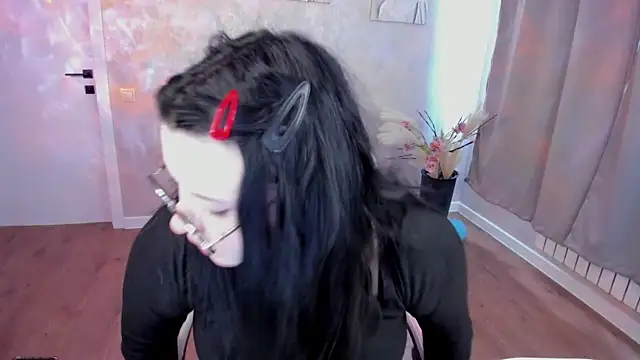 Chatroom XXX en direct de Kira_G0ld