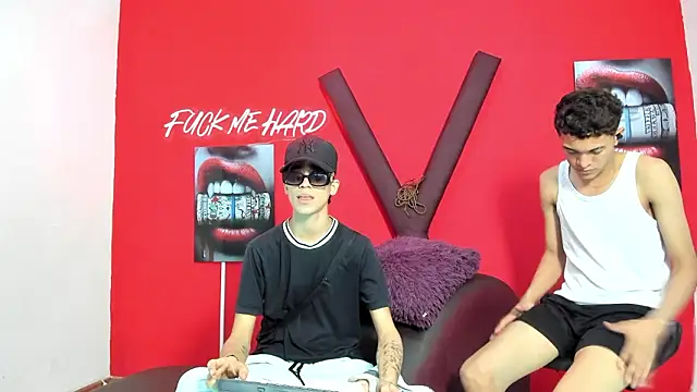 SKYN_MAN élő XXX-chatje